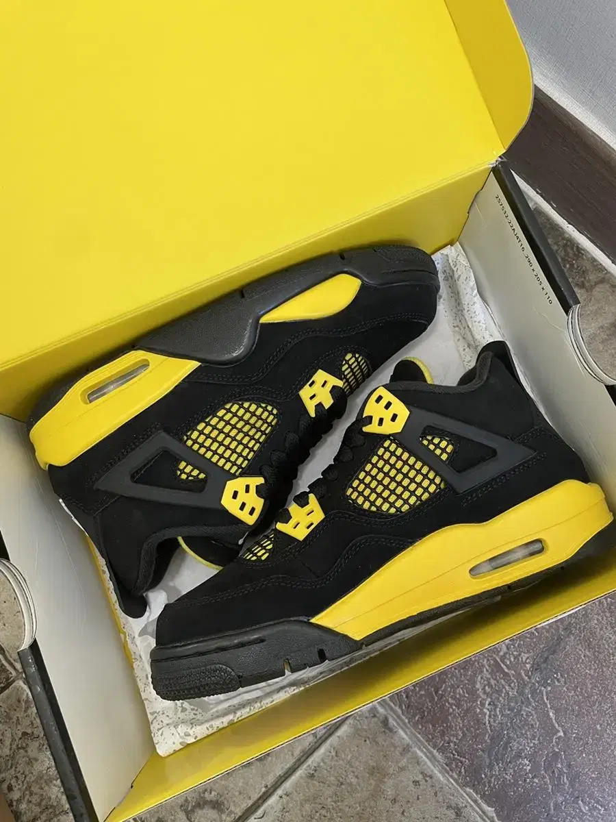 [새상품] NIKE AIR JORDAN 4 RETRO (GS) / 나이키